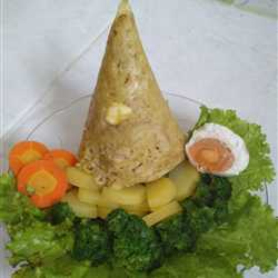 Tumpeng Kari Jamur